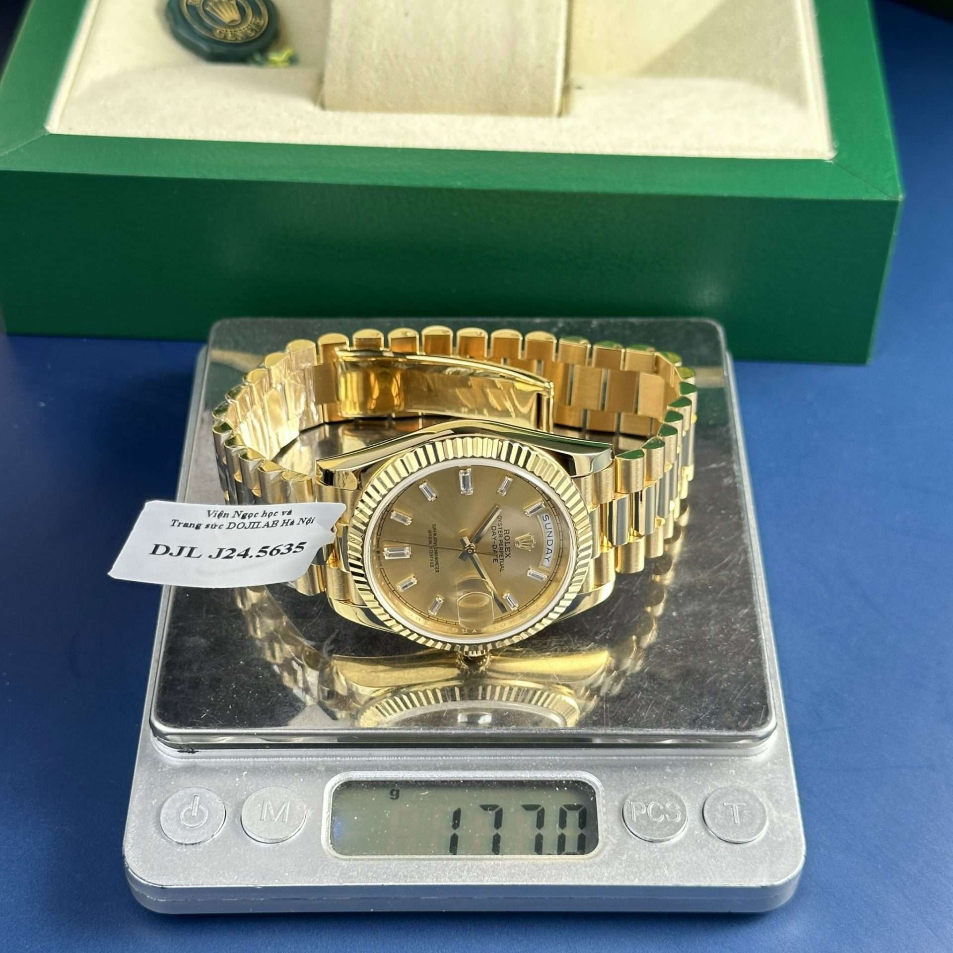 Dong-Ho-Rolex-Che-Tac-Boc-Vang-18K-Day-Date-228238-Yellow-Gold-178-Grams-GM-Factory-40mm-11.jpg
