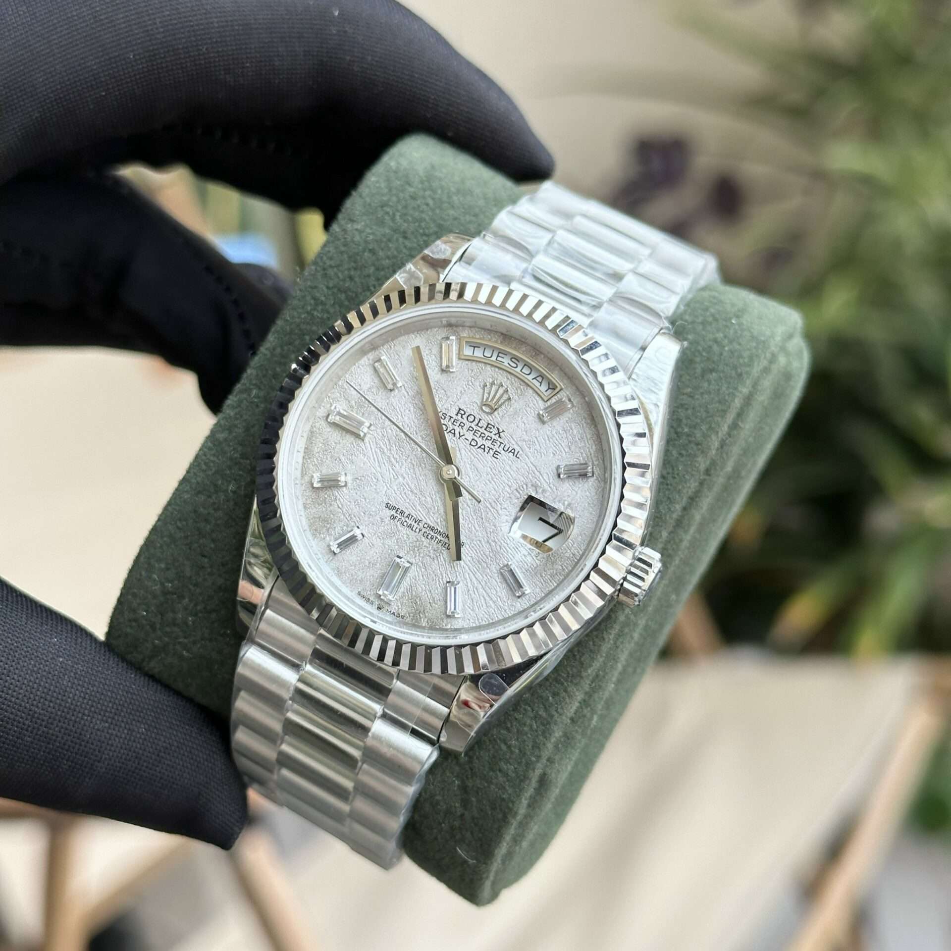 Dong-Ho-Rolex-Day-Date-Mat-Thien-Thach-Rep-11-Nha-May-GM-40mm-1.jpg