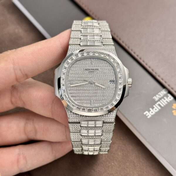 Patek Philippe Nautilus 5719 Diamond Watch Replica Swiss Movement