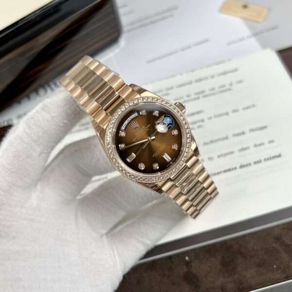 Rolex-Day-Date-Chocolate-Dinh-Da-Fake-11-EW-Factory-36mm-2-600×600-1.jpg