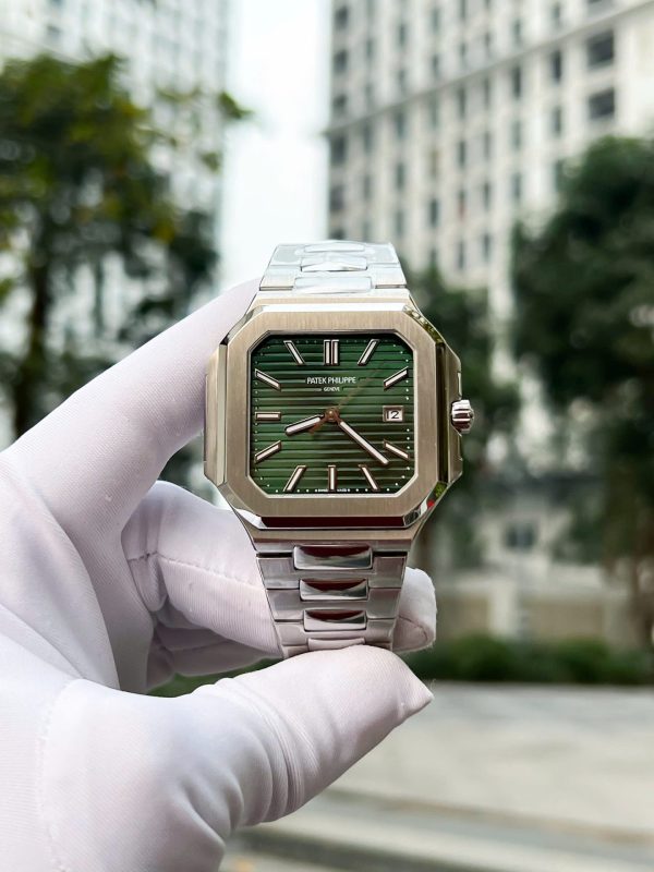 Dong-Ho-Patek-Philippe-Cubitus-5821-Mat-Xanh-Green-Rep-11-Cao-Cap-43mm-8-600x800-1.jpg