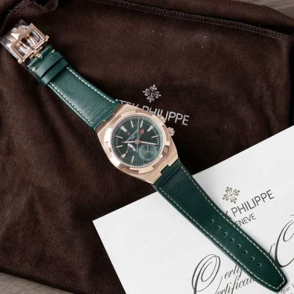 Vacheron Constantin Overseas Dual Time 7900V Replica 11 Green Watch 41mm
